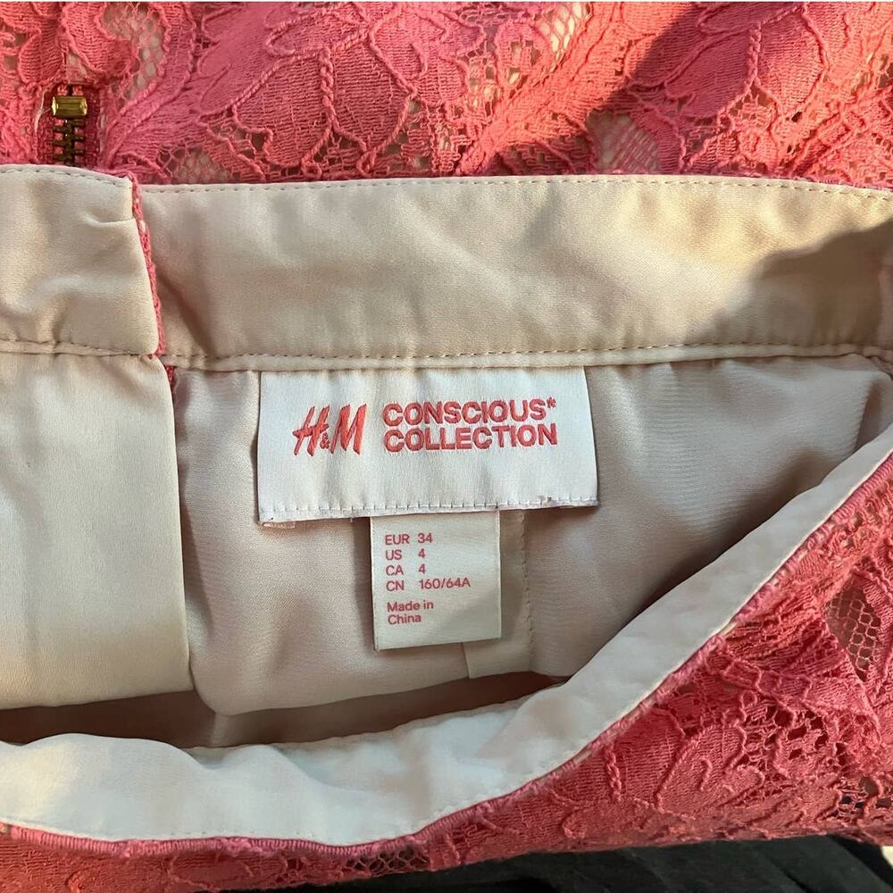 H&M Conscious Collection Women's Salmon Pink Lace Lined Pencil Skirt | Size 4 - Picture 8 of 9